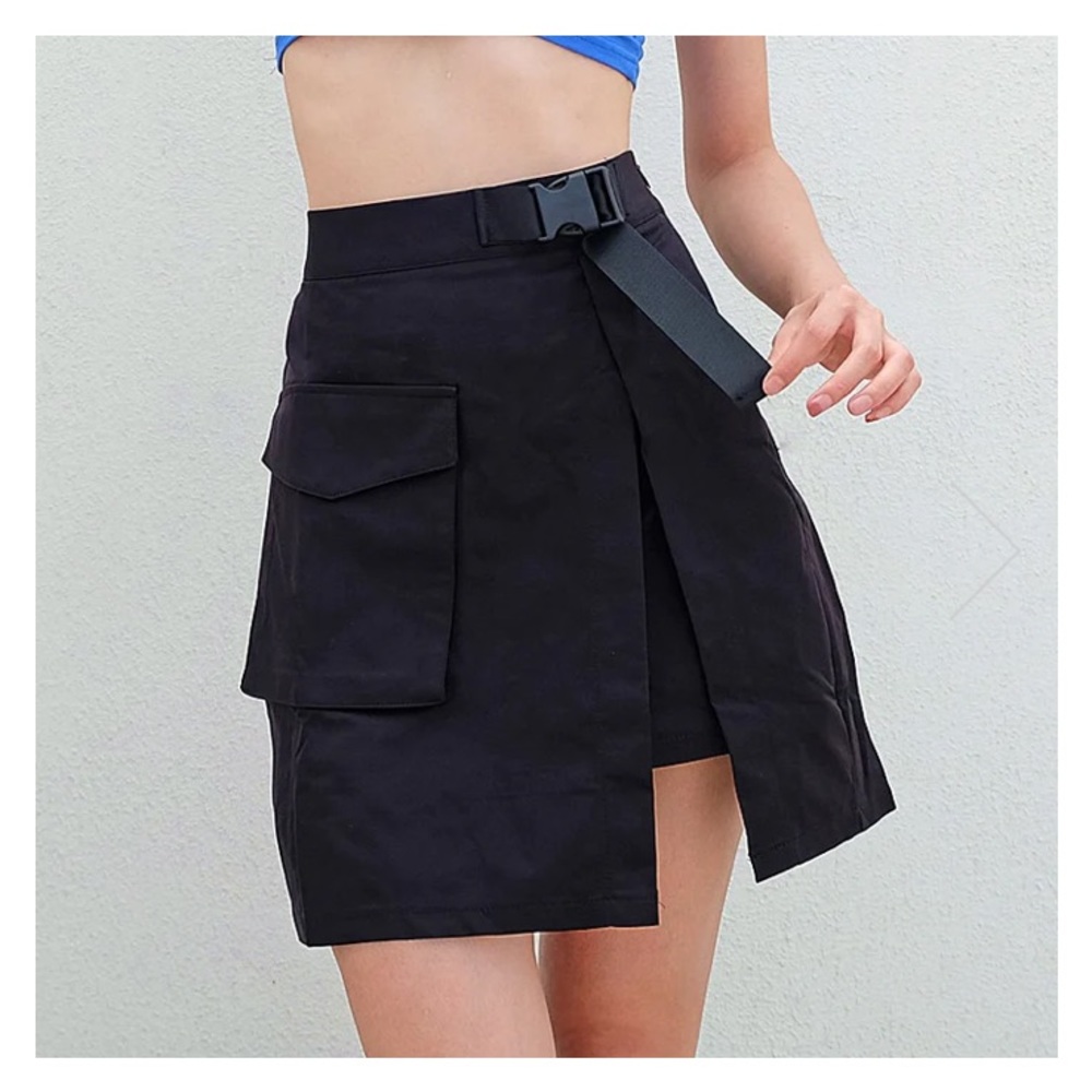 K-Pop & Harajuku Style Skirt W/ Pocket Belted Skirt Black Womens Size Small